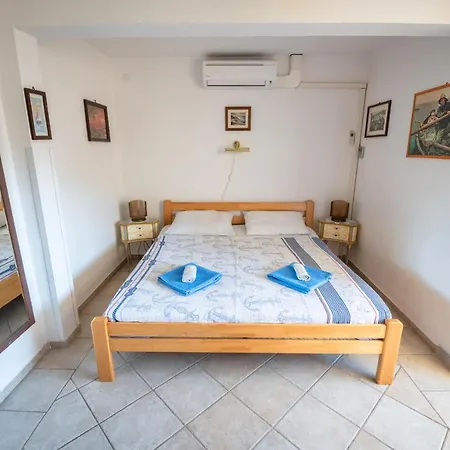 Goga Apartment Martinscica (Cres)