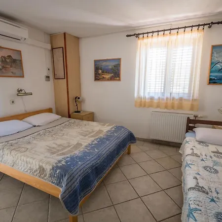Goga Apartment Martinscica (Cres)